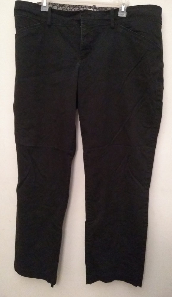 Black Lee straight leg pants - size 20